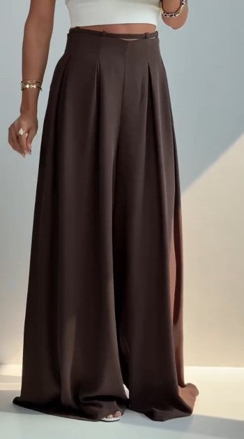 Le Pantalon Large Business Chic 💼