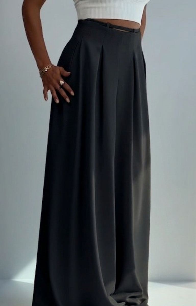 Le Pantalon Large Business Chic 💼